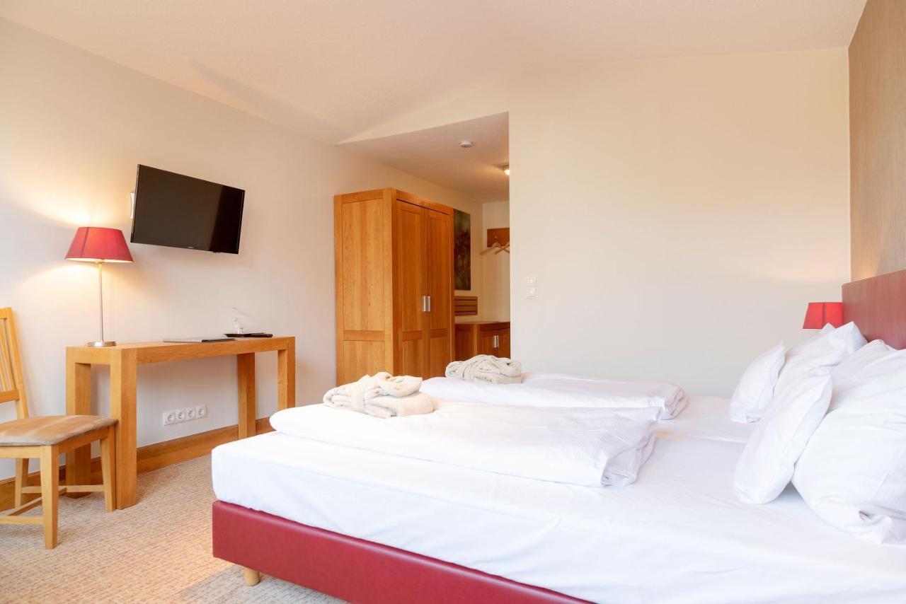 וזל Waldhotel Tannenhaeuschen מראה חיצוני תמונה