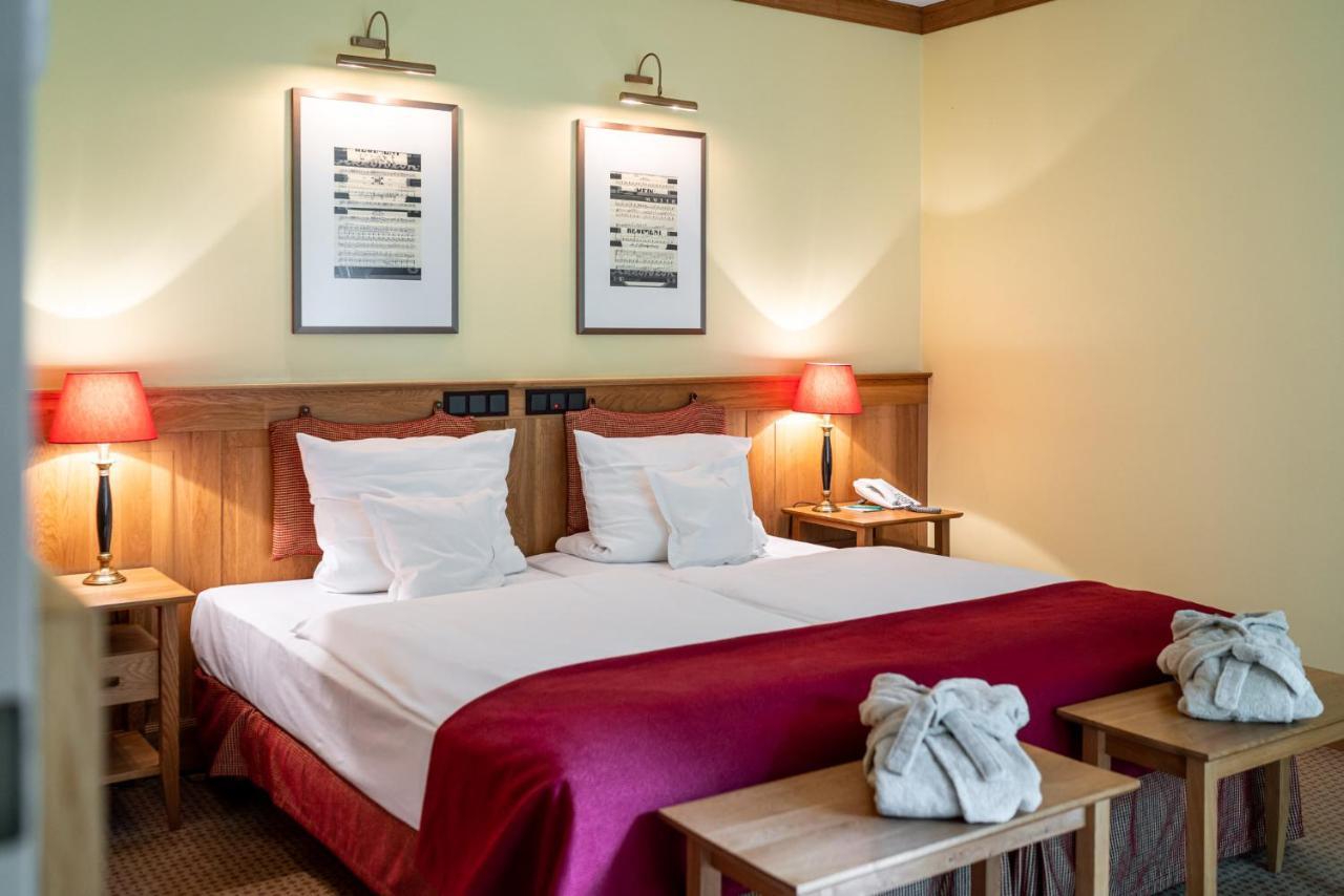 וזל Waldhotel Tannenhaeuschen מראה חיצוני תמונה